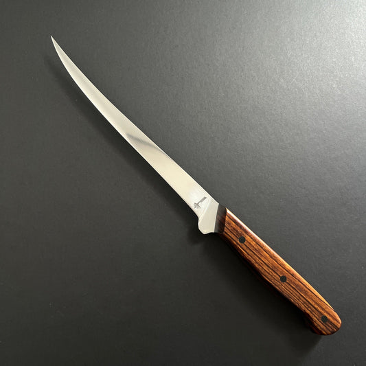Introducing the Skarpari Fillet Knife: The Perfect Tool for Precision Cutting