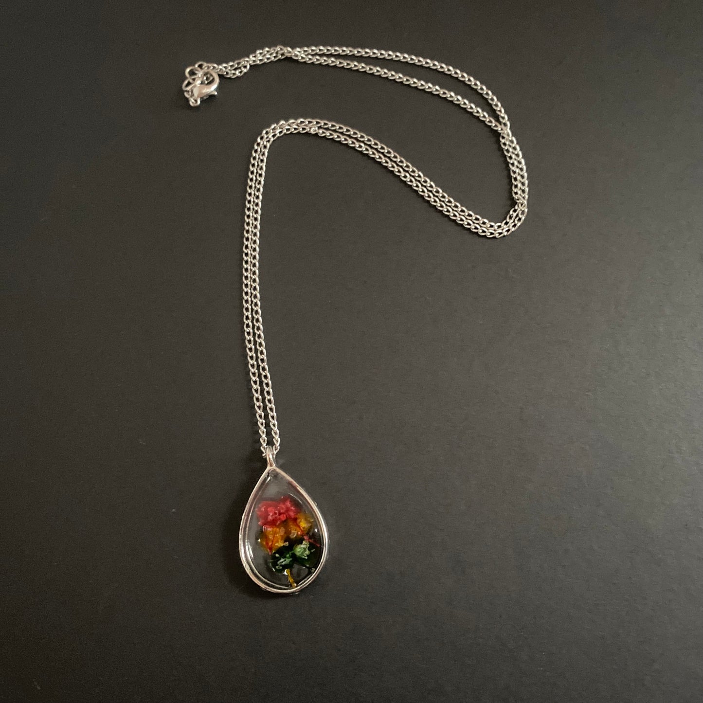 Red Green and Yellow Flower Necklace